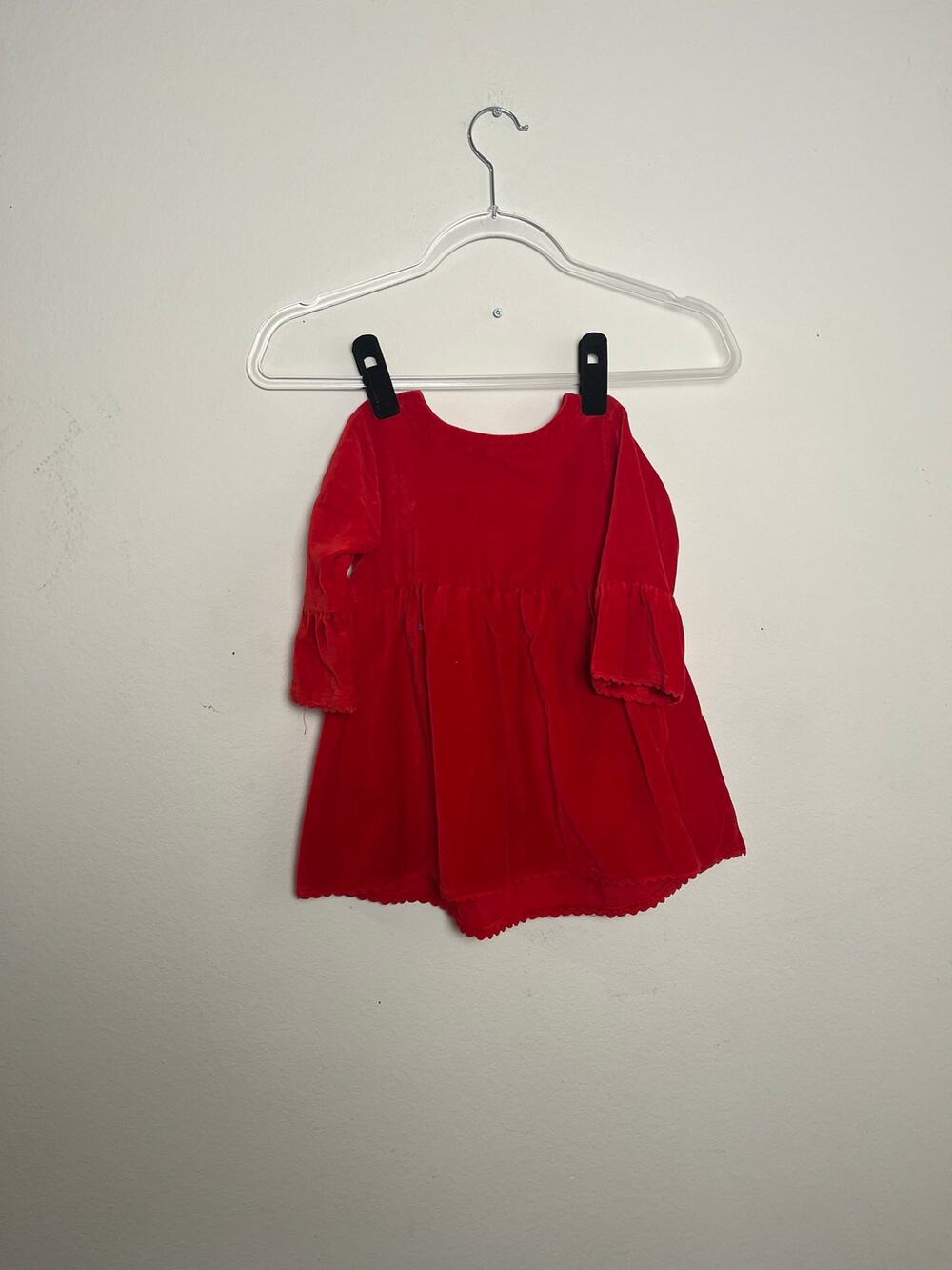 RuffleButts Girls Red Velvet Bell Sleeve Holiday Dress Size 3T